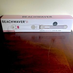 New unopened BEACHWAVER S1 ceramic rotating curling wand